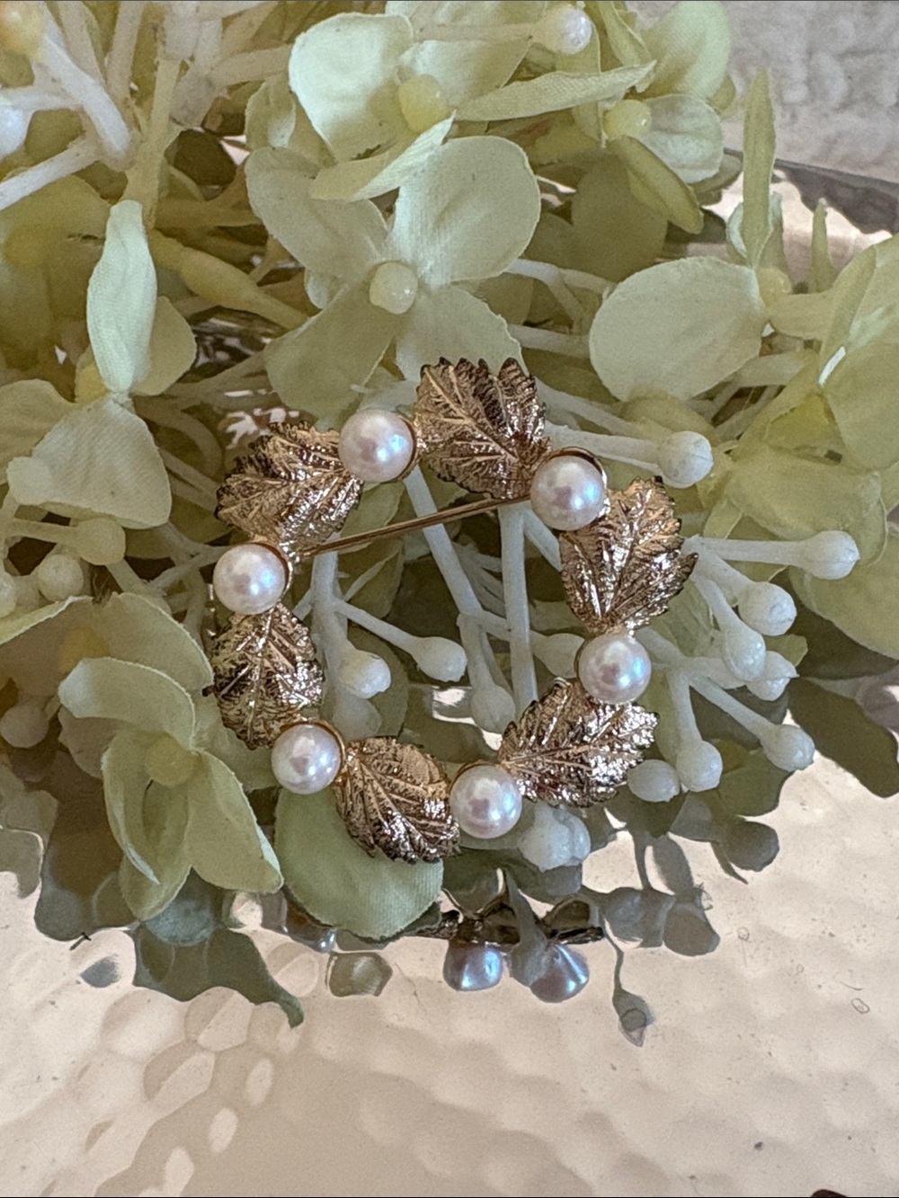 Gold Leaf and Pearl Wreath Brooch